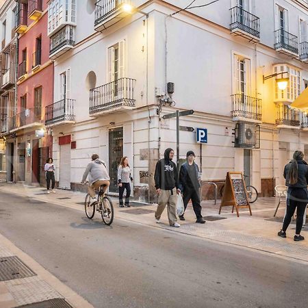 Apartment With Balcony In The Heart Of Malaga By Rems Exterior photo