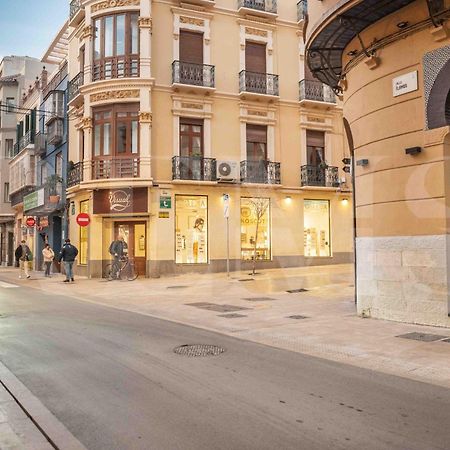 Apartment With Balcony In The Heart Of Malaga By Rems Exterior photo